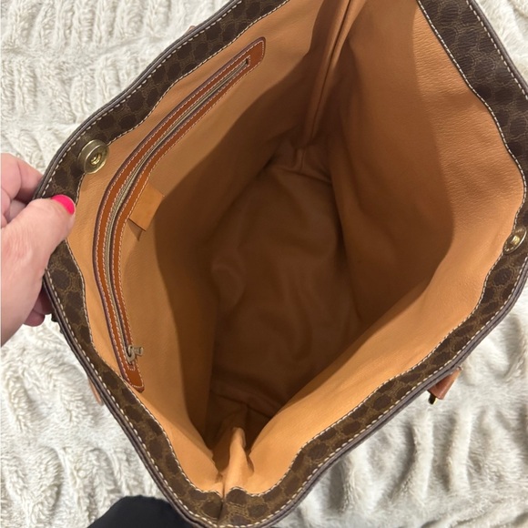 Celine Macadam Tote – Classic Luxury - Picture 5 of 9